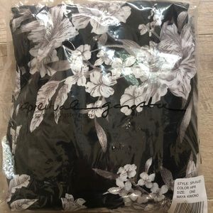 Black floral kimono | Spiritual Gangster